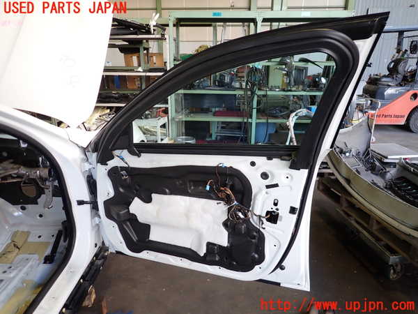 2UPJ-9236031230]BMW 528i(FR30)右前ドア (43R-00050) 中古 (F10)_4