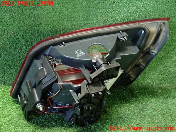 2UPJ-9236031552]BMW 528i(FR30)左リアフィニッシャー 中古 (F10)_3
