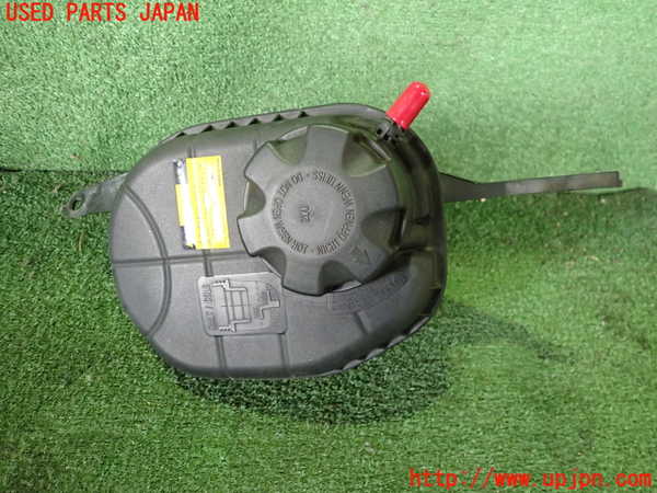 2UPJ-9236032410]BMW 528i(FR30)ラジエータータンク 中古 (F10)_2