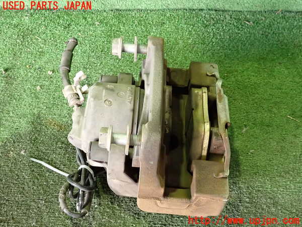 2UPJ-9236034085]BMW 528i(FR30)左フロントキャリパー 中古 (F10)_2