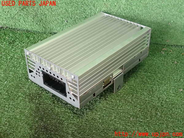 2UPJ-9236036525]BMW 528i(FR30)アンプ 中古 (F10)_2