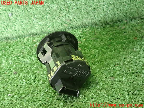 2UPJ-9236036311]BMW 528i(FR30)スイッチ6 (パッセンジャー) 中古 (F10)_2