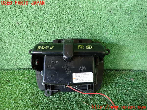 2UPJ-9236037821]BMW 528i(FR30)灰皿1 中古 (F10)_3