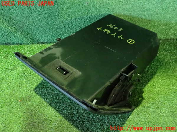 2UPJ-9236037841]BMW 528i(FR30)小物入れ1 中古 (F10)_2