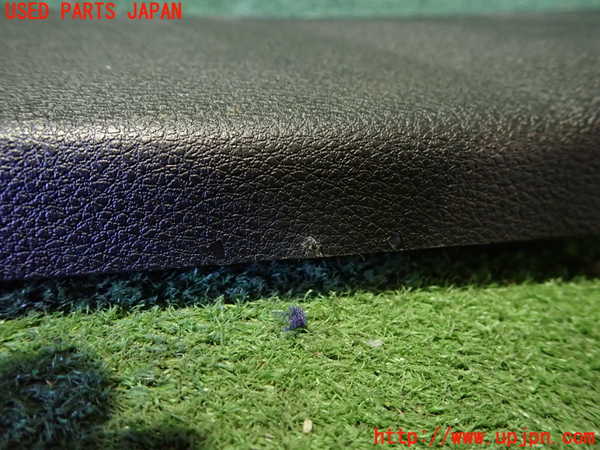 2UPJ-9236037670]BMW 528i(FR30)左センターピラートリム 中古 (F10)_3