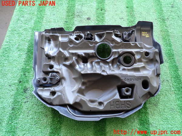 2UPJ-9236042160]CX-5(KF2P)エンジンアッパーカバー 中古_2
