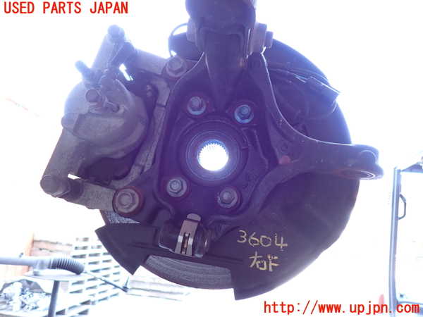 2UPJ-9236044290]CX-5(KF2P)右フロントナックルハブ 中古_2