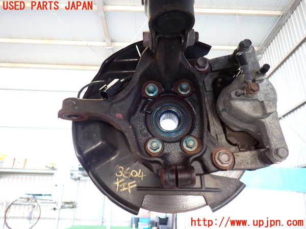 2UPJ-9236044295]CX-5(KF2P)左フロントナックルハブ 中古_2