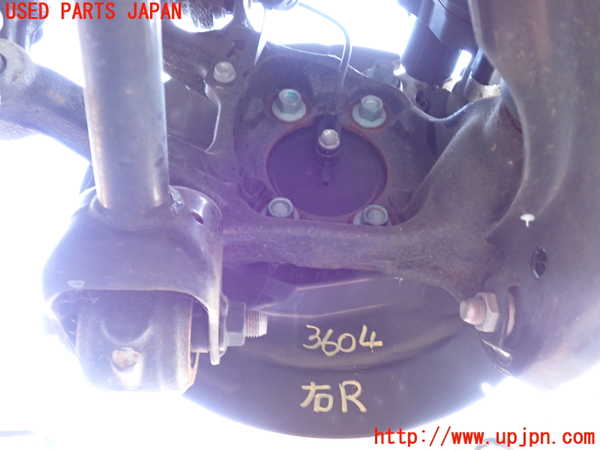 2UPJ-9236044300]CX-5(KF2P)右リアナックルハブ 中古_2