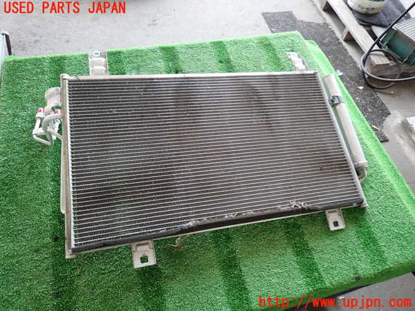 2UPJ-9236046031]CX-5(KF2P)エアコンコンデンサー1 中古_3