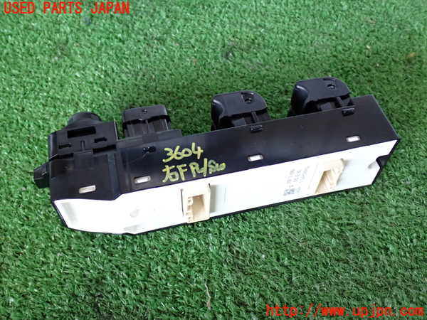 2UPJ-9236046240]CX-5(KF2P)右前パワーウィンドウスイッチ 中古_2