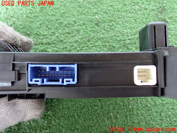 2UPJ-9236046151]CX-5(KF2P)コンピューター6 (TK52 675Y0E) 中古_2