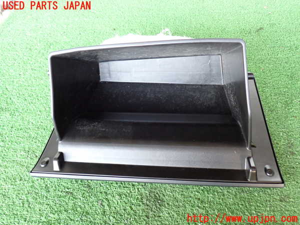 2UPJ-9236047516]CX-5(KF2P)グローブボックス1 中古_2