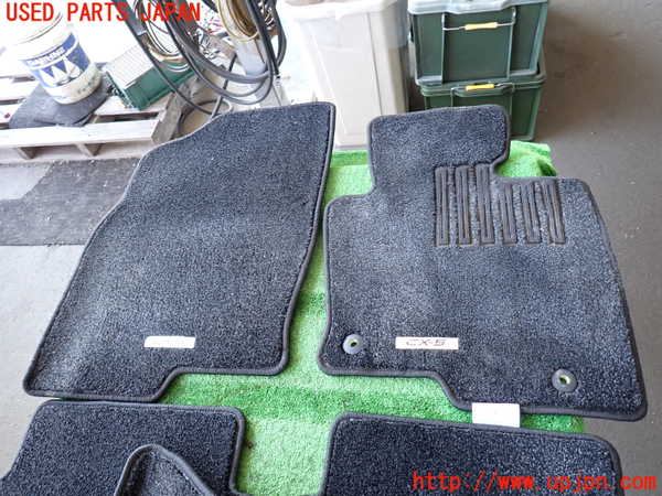 2UPJ-9236047800]CX-5(KF2P)フロアマット 中古_2