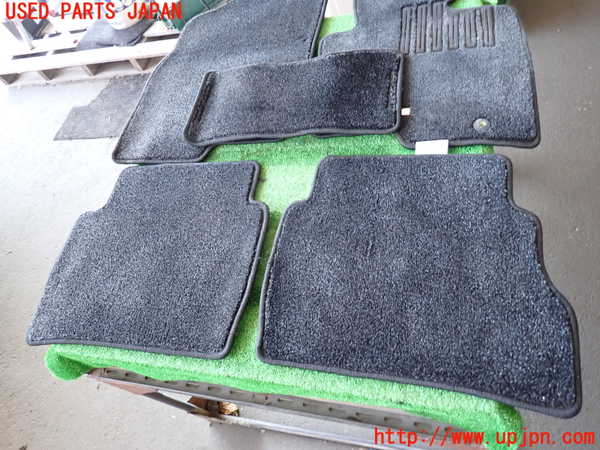 2UPJ-9236047800]CX-5(KF2P)フロアマット 中古_3