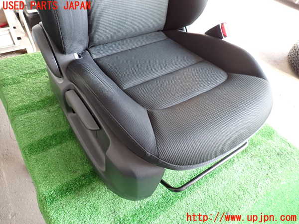 2UPJ-9236047035]CX-5(KF2P)運転席シート 中古_2