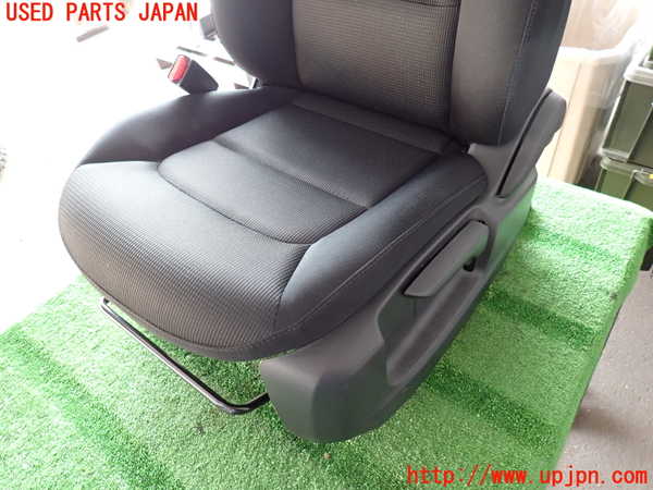 2UPJ-9236047065]CX-5(KF2P)助手席シート 中古_2