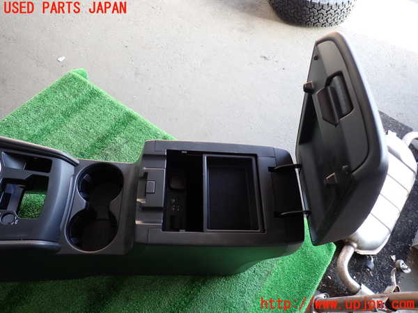 2UPJ-9236047540]CX-5(KF2P)センターコンソール 中古_3