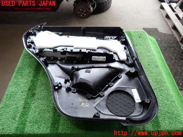 2UPJ-9236041294]CX-5(KF2P)右後ドア内張り 中古_4