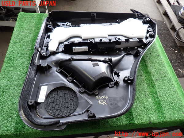 2UPJ-9236041324]CX-5(KF2P)左後ドア内張り 中古_4