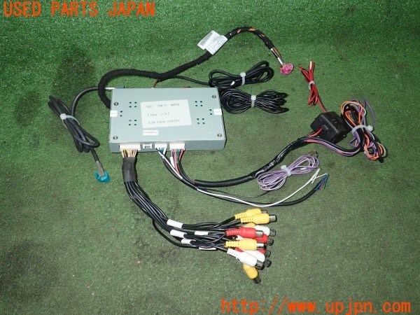 3UPJ=9236050579]BMW 320d ツーリング(3D20 F31)社外 マルチメディアビデオインターフェース インターフェース 中古_3