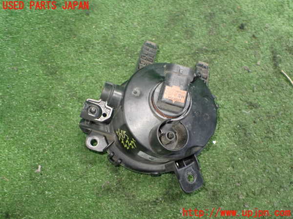 2UPJ-9236051182]BMW 320d ツーリング(3D20)(F31)左フォグ 中古_2