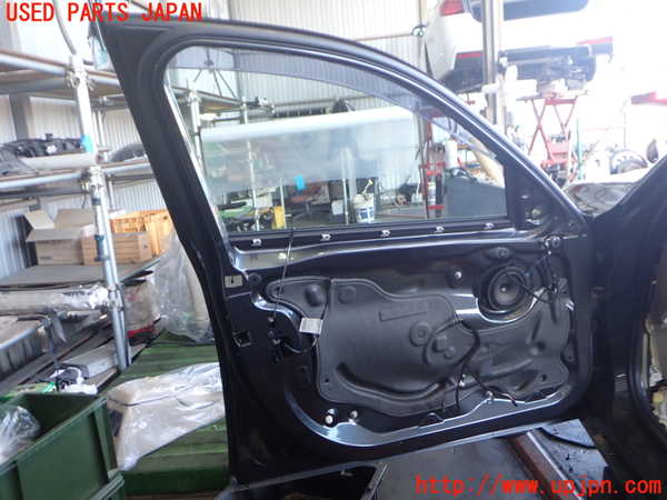 2UPJ-9236051260]BMW 320d ツーリング(3D20)(F31)左前ドア (FUYAO 43R-001735 M540) 中古_3