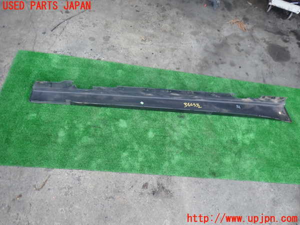 2UPJ-9236051392]BMW 320d ツーリング(3D20)(F31)左サイドステップ 中古_4