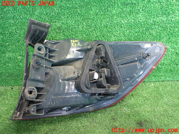 2UPJ-9236051536]BMW 320d ツーリング(3D20)(F31)左テールランプ 中古_2