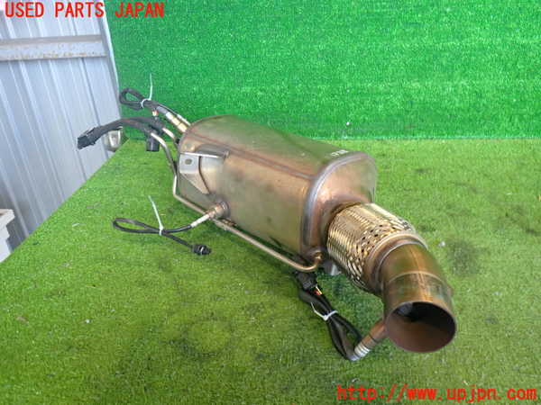 2UPJ-9236052661]BMW 320d ツーリング(3D20)(F31)触媒1 中古_2