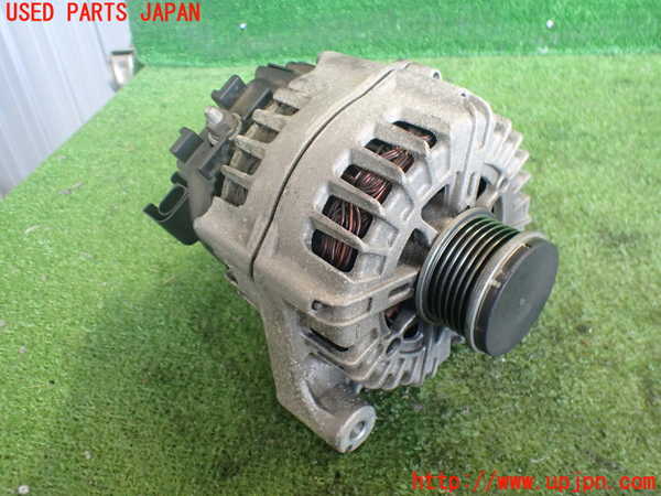 2UPJ-9236056015]BMW 320d ツーリング(3D20)(F31)オルタネーター(ダイナモ) 中古_2