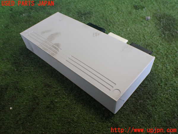 2UPJ-9236056148]BMW 320d ツーリング(3D20)(F31)コンピューター3 (F005V01138) 中古_2