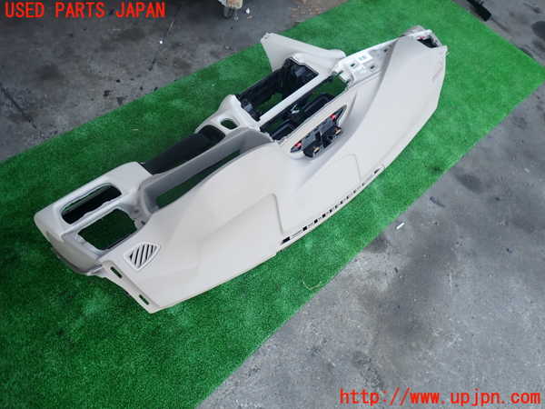 2UPJ-9236057505]BMW 320d ツーリング(3D20)(F31)ダッシュボード 中古_3