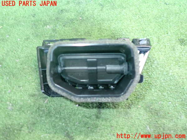 2UPJ-9236057528]BMW 320d ツーリング(3D20)(F31)エアコン吹き出し口3 (左側) 中古_2