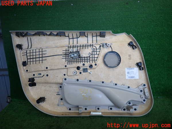 2UPJ-9236051234]BMW 320d ツーリング(3D20)(F31)右前ドア内張り 中古_3