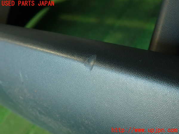 2UPJ-9236061010]ジープ・コンパス(MK49)フロントバンパー 中古_4