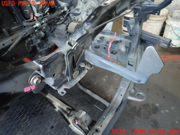 2UPJ-9236061042]ジープ・コンパス(MK49)コアサポート（カット） 中古_4