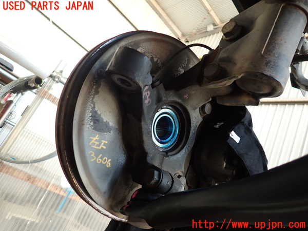 2UPJ-9236064295]ジープ・コンパス(MK49)左フロントナックルハブ 中古_2