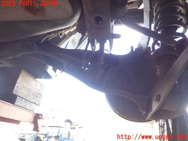 2UPJ-9236064300]ジープ・コンパス(MK49)右リアナックルハブ 中古_2