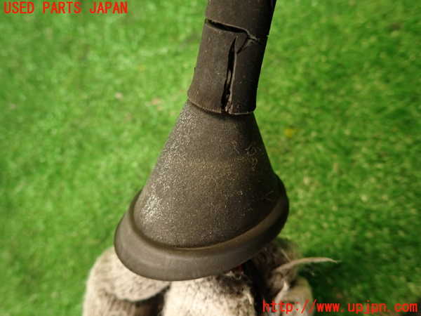 2UPJ-9236066550]ジープ・コンパス(MK49)アンテナ ジャンク_3