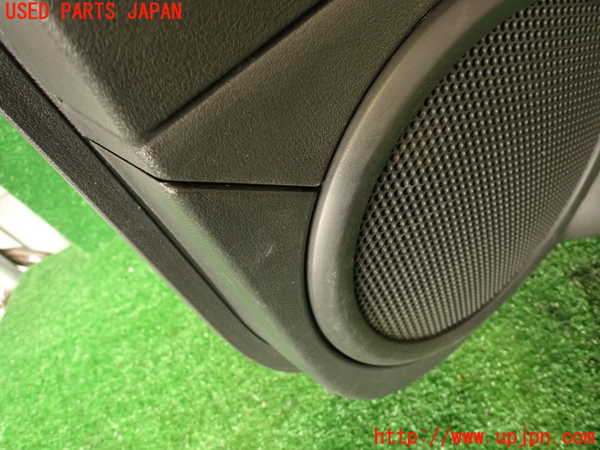 2UPJ-9236061294]ジープ・コンパス(MK49)右後ドア内張り 中古_2