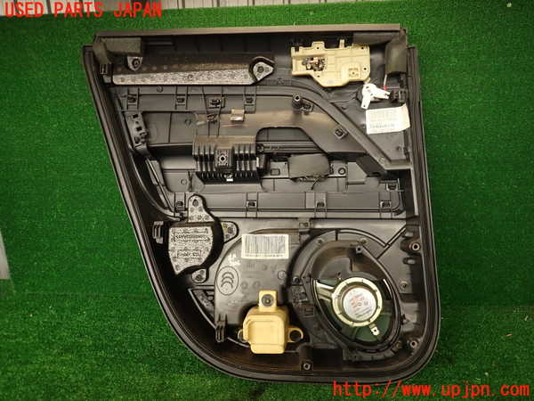 2UPJ-9236061294]ジープ・コンパス(MK49)右後ドア内張り 中古_5