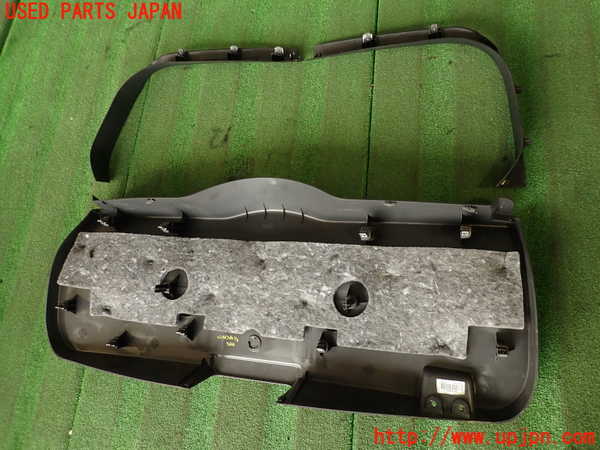 2UPJ-9236061578]ジープ・コンパス(MK49)バックドア内張り 中古_5