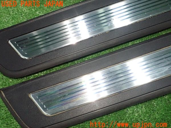 3UPJ=9236070616]BMW 528i ツーリング(MU30 F11)純正 103334 スカッフプレート 1台分 中古_4