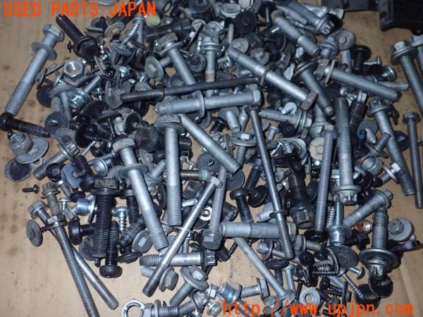 3UPJ=9236070720]BMW 528i ツーリング(MU30 F11)ネジ・ナット・ステー類 セット ジャンク_5