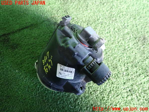 2UPJ-9236071180]BMW 528i ツーリング(MU30)右フォグ 中古 (F11)_2
