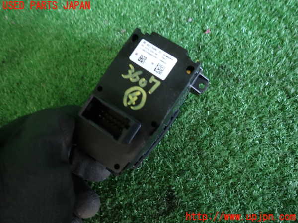 2UPJ-9236076309]BMW 528i ツーリング(MU30)スイッチ4 (パーキング) 中古 (F11)_2