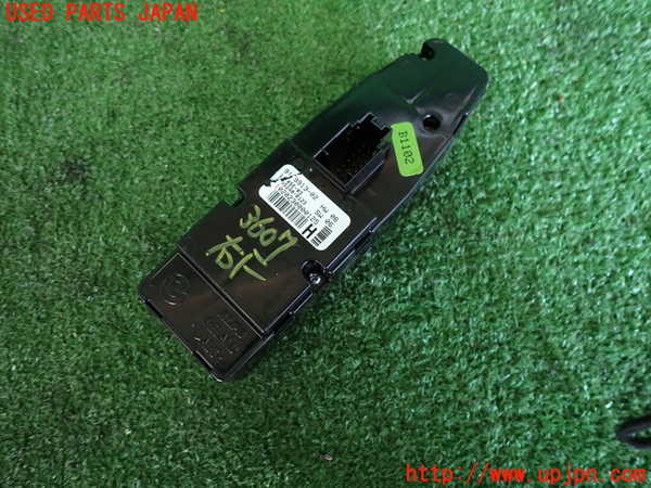 2UPJ-9236076240]BMW 528i ツーリング(MU30)右前パワーウィンドウスイッチ 中古 (F11)_2