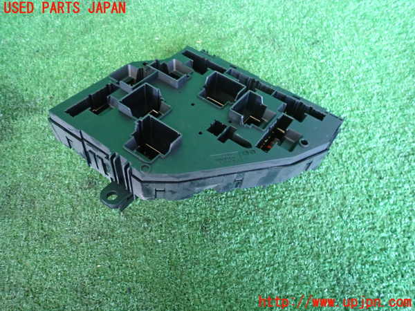 2UPJ-9236076742]BMW 528i ツーリング(MU30)ヒューズボックス2 中古 (F11)_2