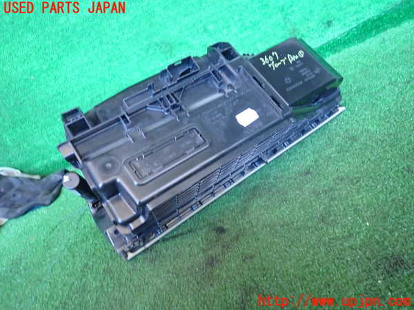 2UPJ-9236077516]BMW 528i ツーリング(MU30)グローブボックス1 中古 (F11)_4